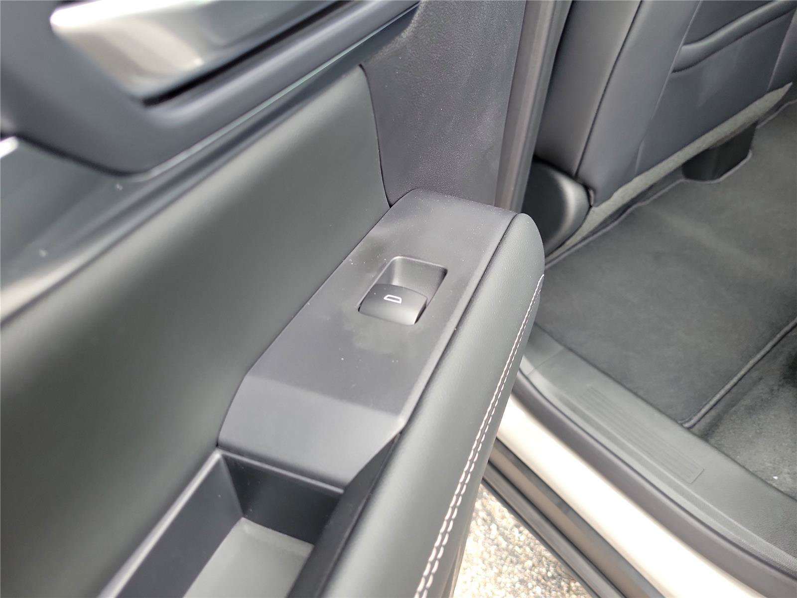 New 2026 GMC Terrain Elevation w/ Elevation Premium Package FWD image 17