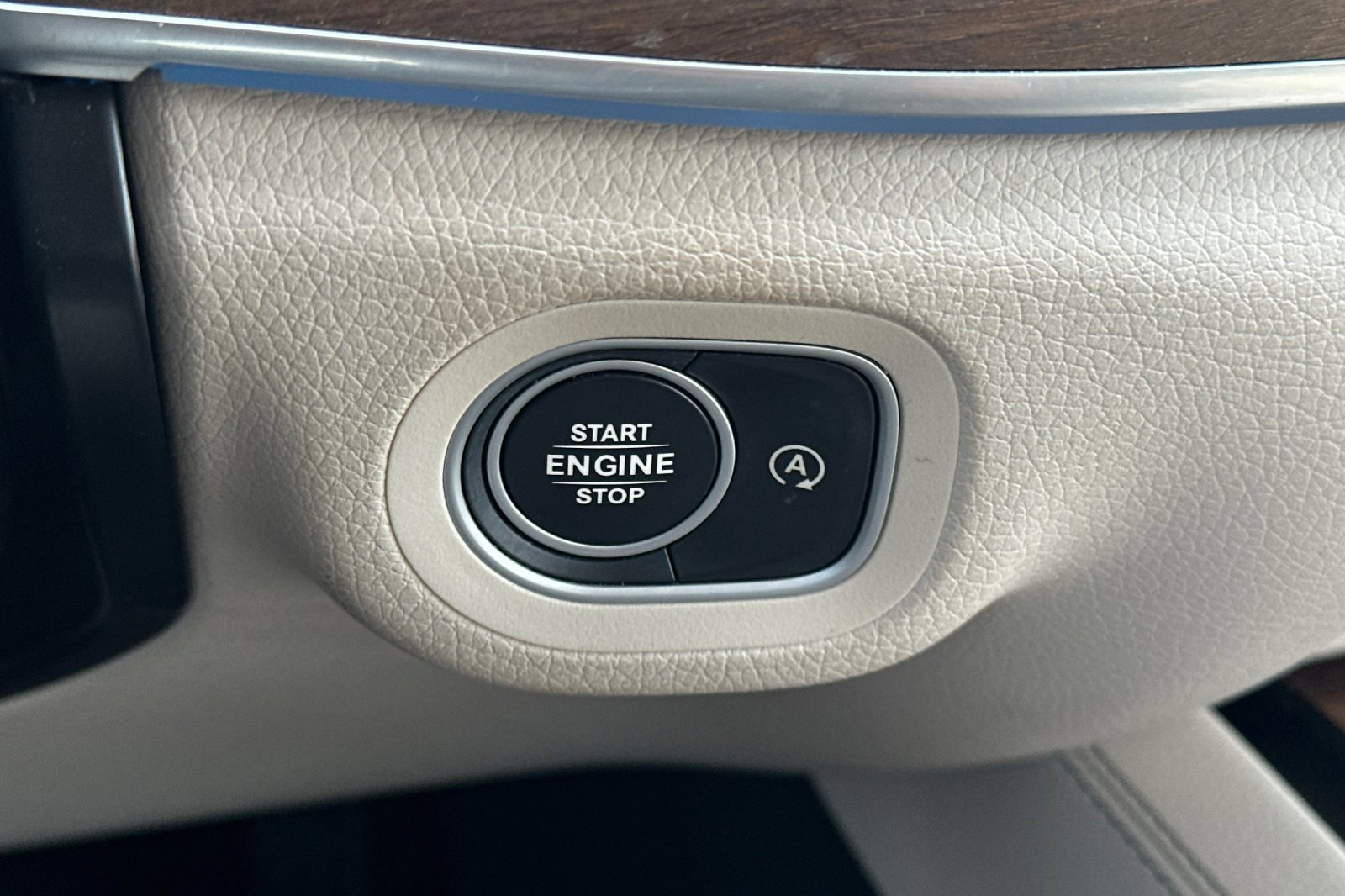 Used 2024 Mercedes-Benz GLE 450 4MATIC image 22