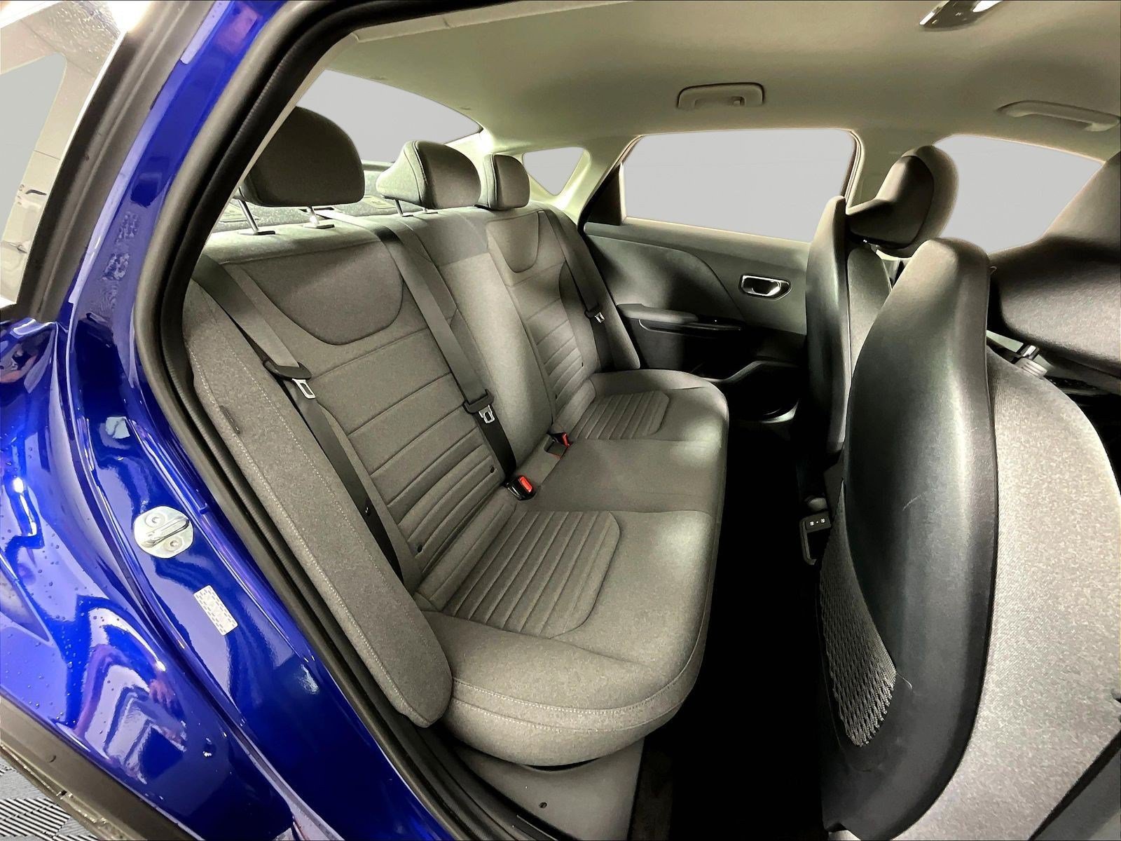 Used 2025 Kia K4 EX FWD image 25