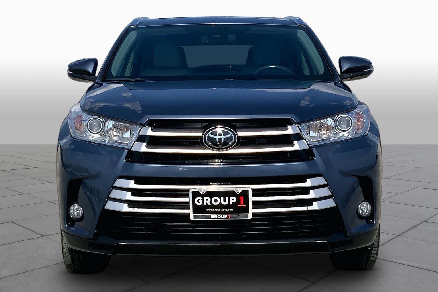 Used 2018 Toyota Highlander XLE FWD image 4