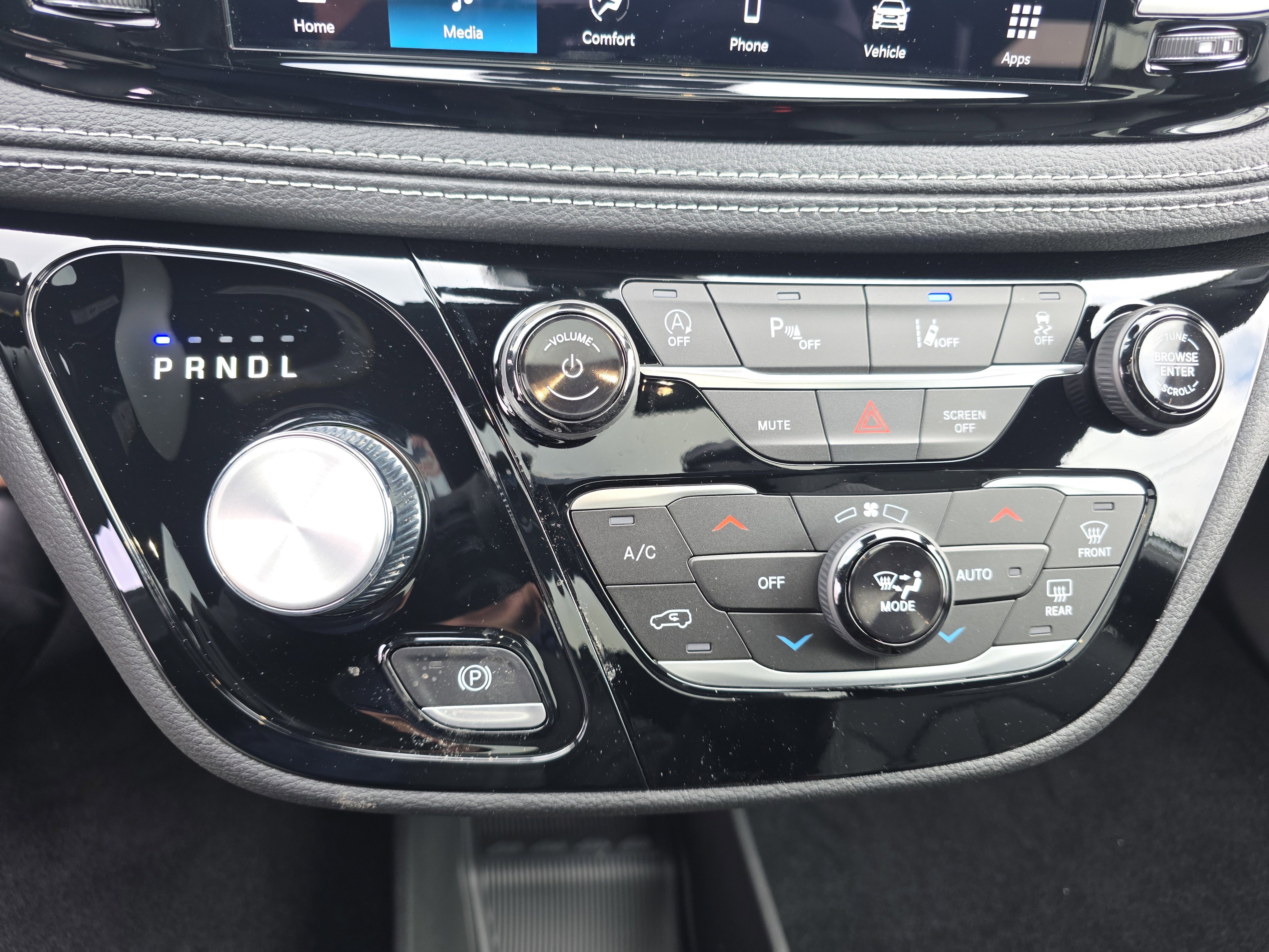 New 2026 Chrysler Pacifica Select image 7