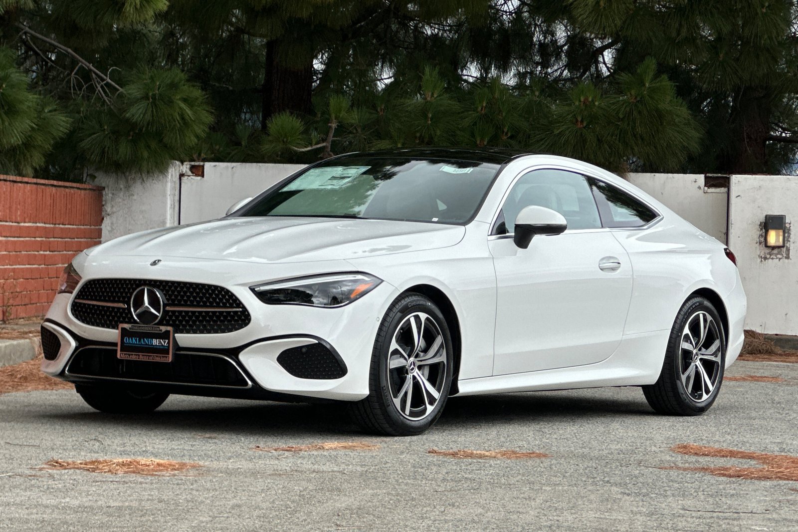 New 2026 Mercedes-Benz CLE 300 4MATIC Coupe image 8