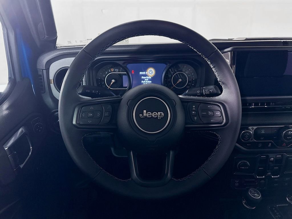 New 2025 Jeep Gladiator Willys image 13