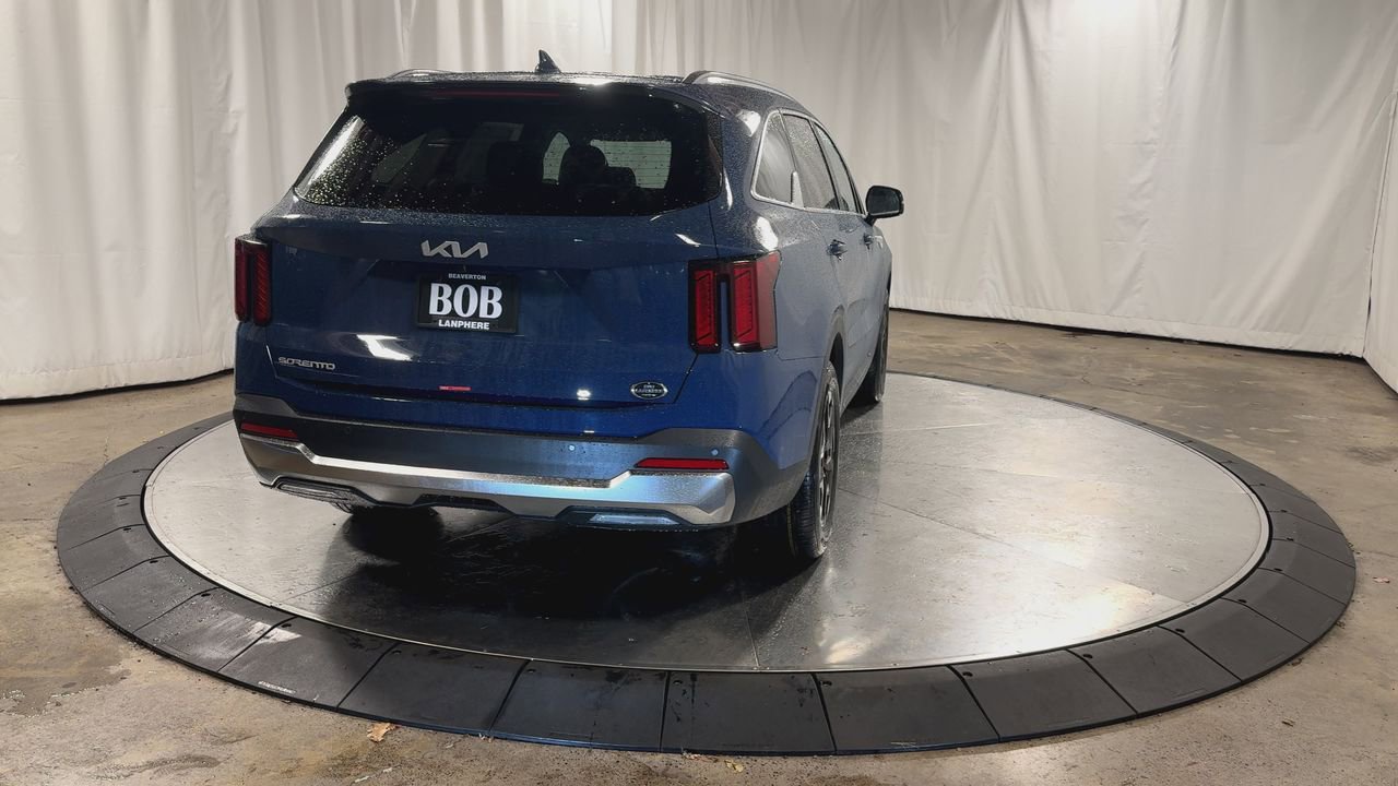 New 2026 Kia Sorento S image 8