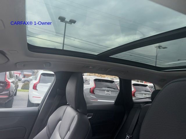 Certified 2023 Volvo XC60 B5 Plus w/ Climate Package image 22