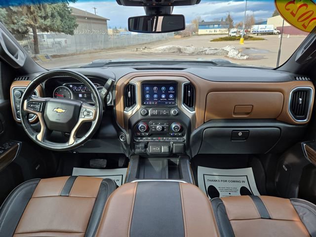 Used 2023 Chevrolet Silverado 3500 High Country image 3