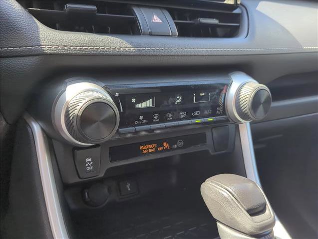 Certified 2021 Toyota RAV4 LE FWD image 21