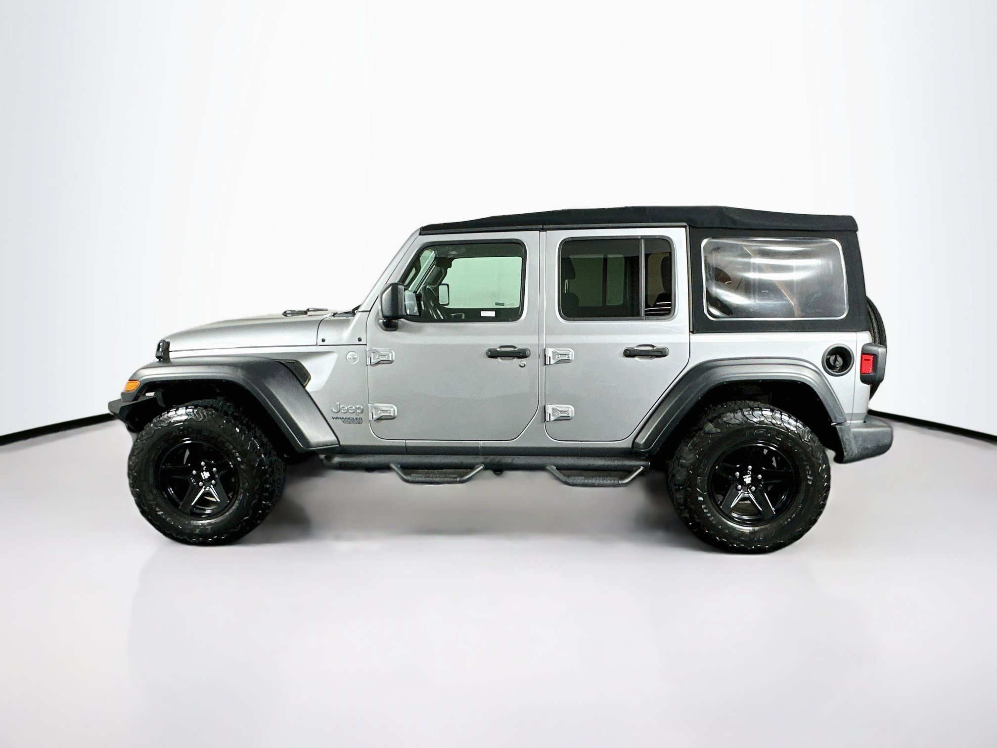 Used 2018 Jeep Wrangler Unlimited Sport S AWD/4WD image 4