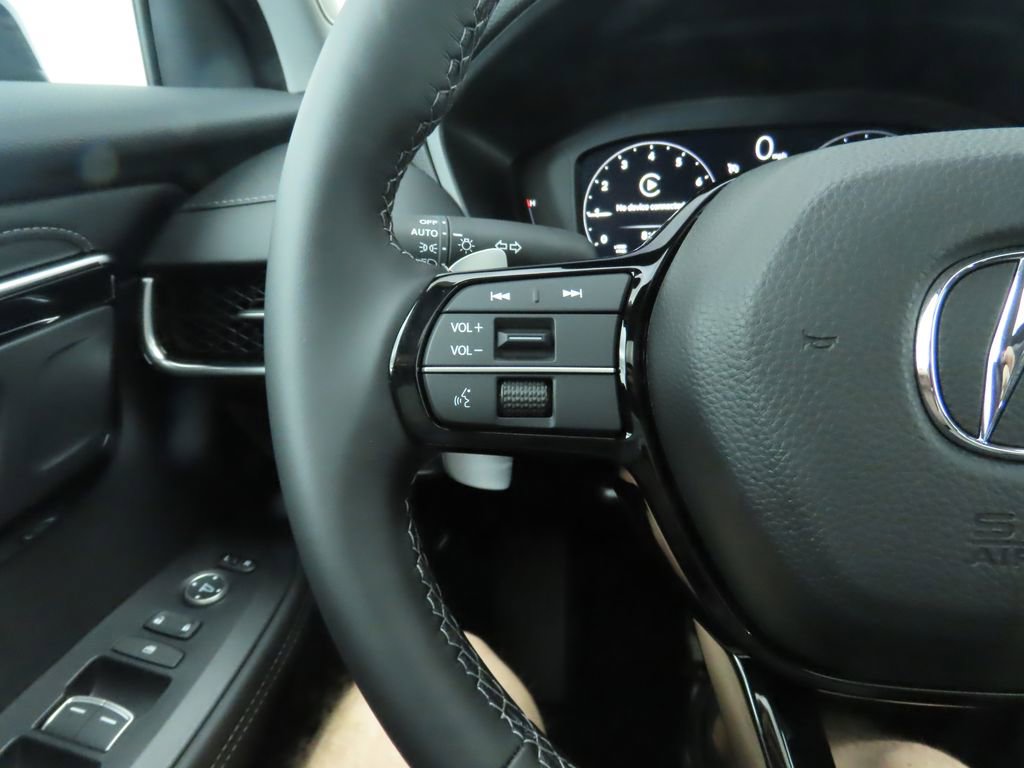 Used 2025 Acura ADX FWD image 13