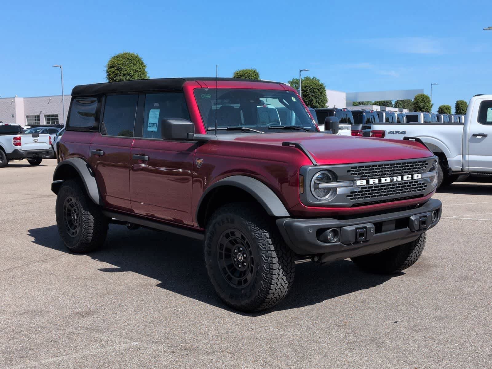 New 2026 Ford Bronco Badlands AWD/4WD video 2