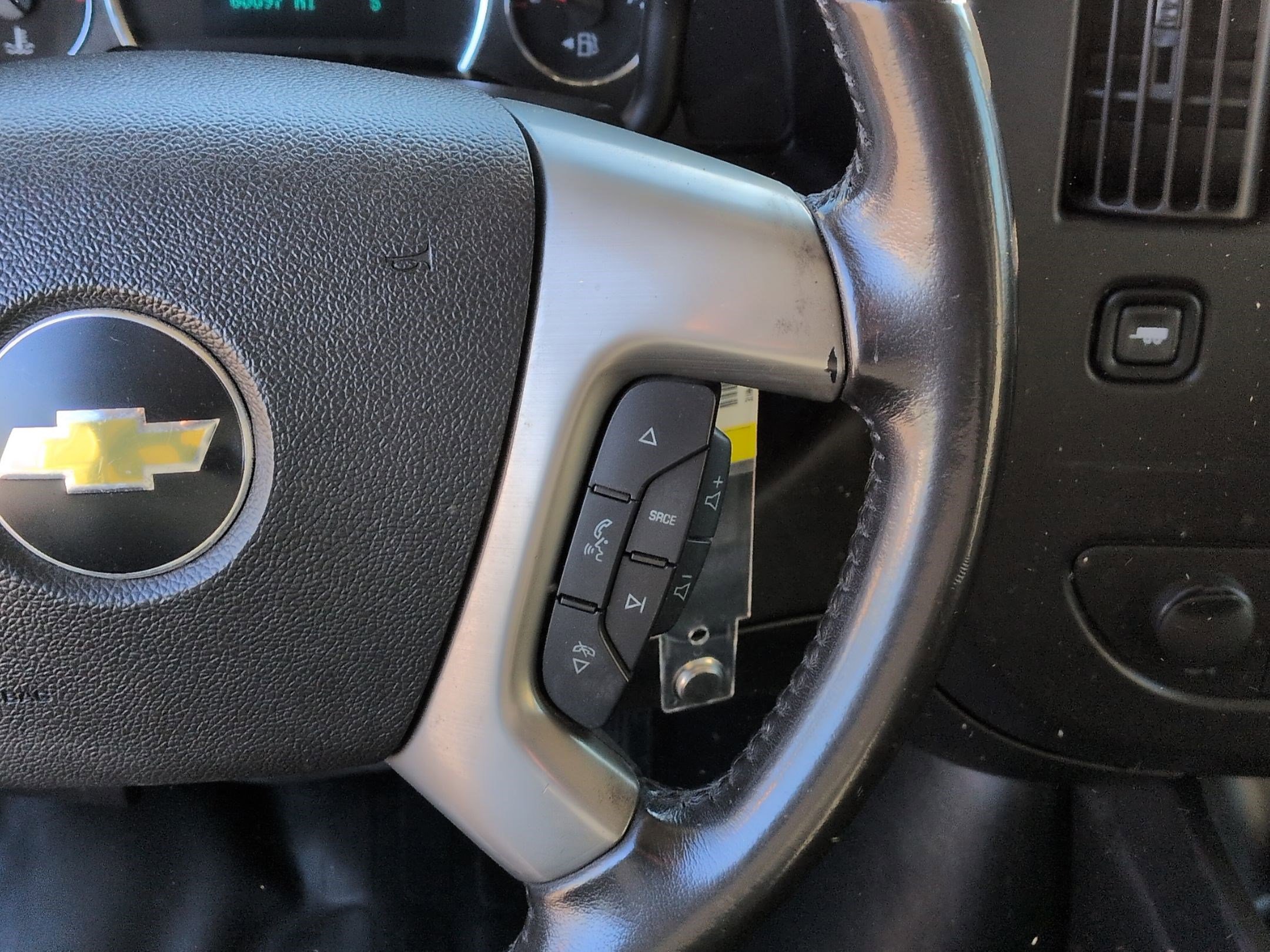 Used 2017 Chevrolet Express 2500 LS image 20