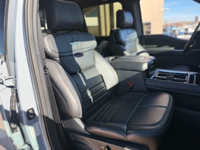 Used 2026 Ford F450 Platinum AWD/4WD image 24