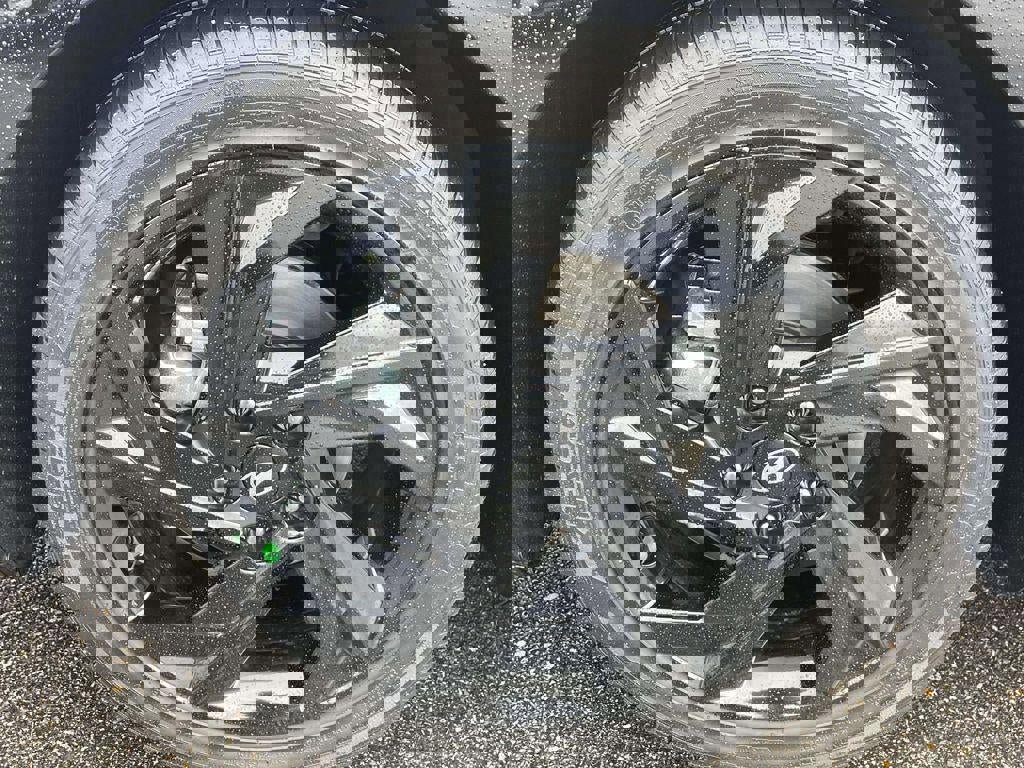 New 2026 Hyundai Elantra SEL Sport Premium image 25