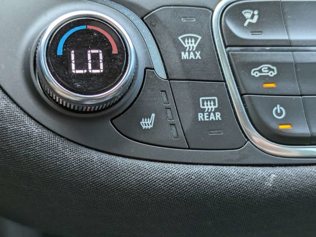Used 2024 Chevrolet Malibu LT FWD image 18