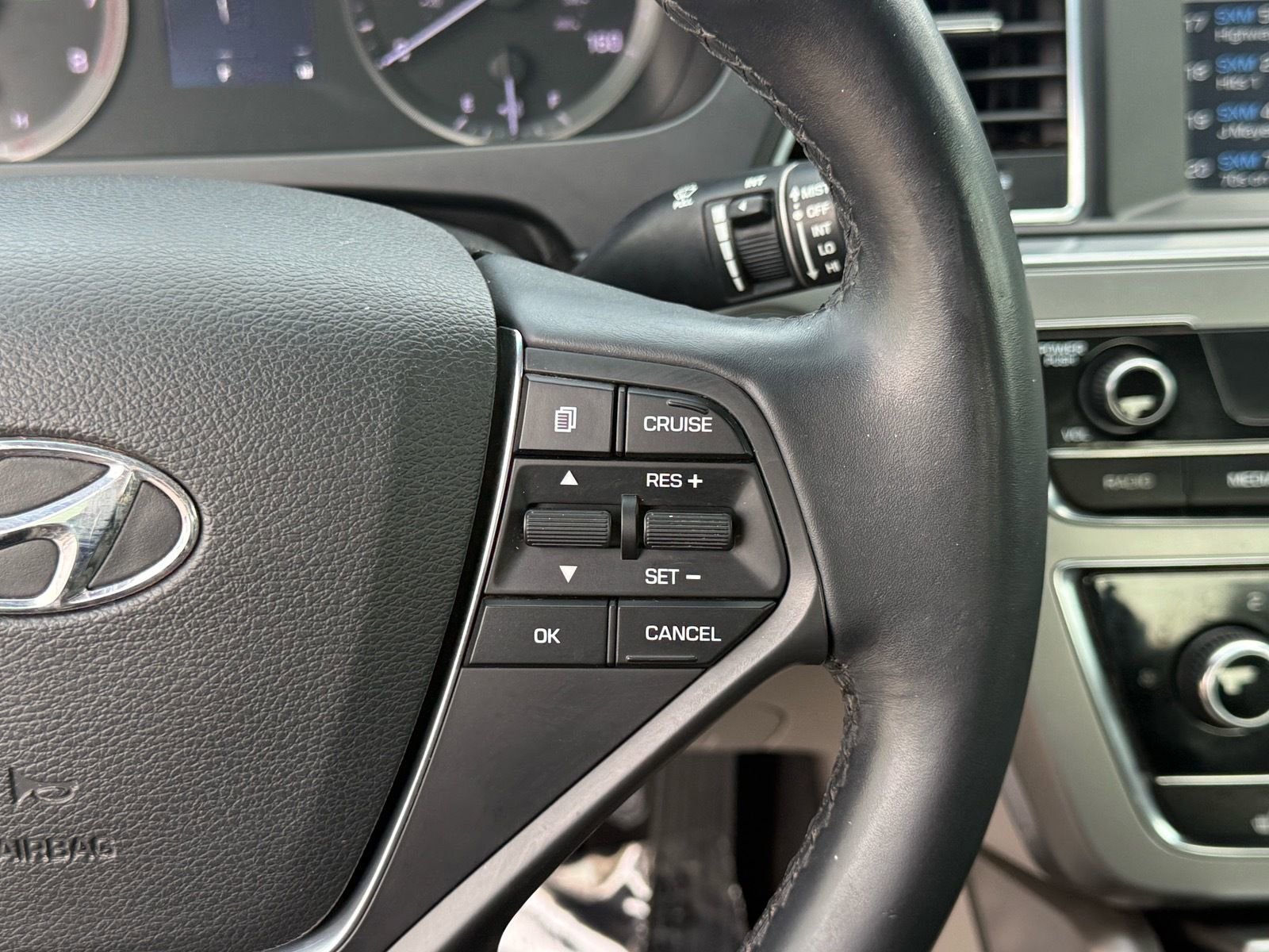 Used 2016 Hyundai Sonata Sport w/ Option Group 1V image 18