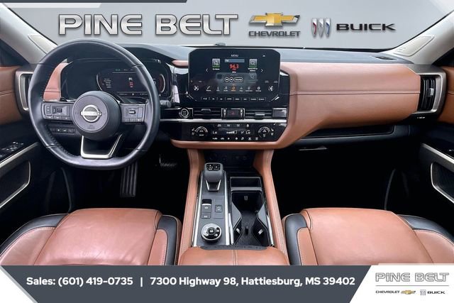 Used 2023 Nissan Pathfinder Platinum w/ Cargo Package image 13