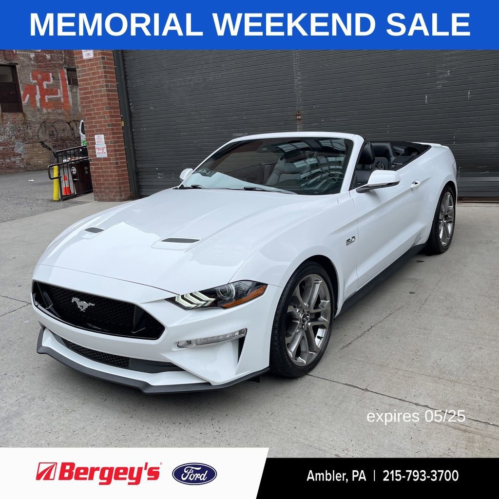 Used 2018 Ford Mustang GT Premium w/ Equipment Group 401A RWD image 1