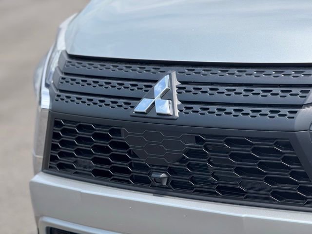 New 2025 Mitsubishi Eclipse Cross AWD image 5