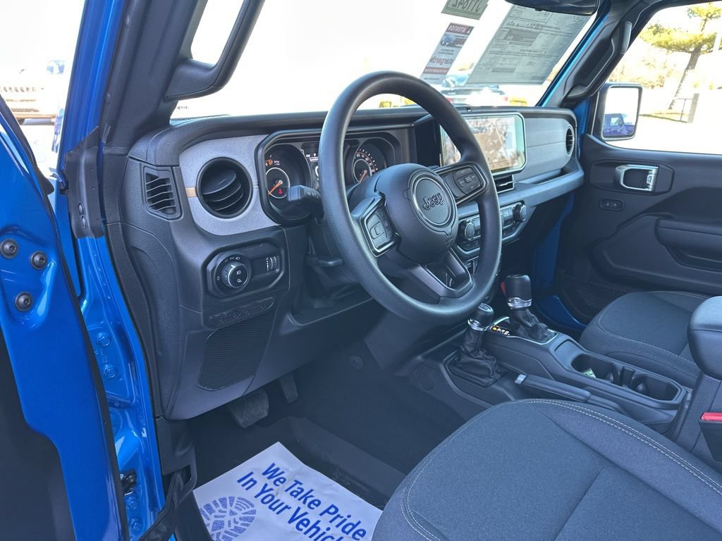 New 2026 Jeep Gladiator Sport AWD/4WD image 60