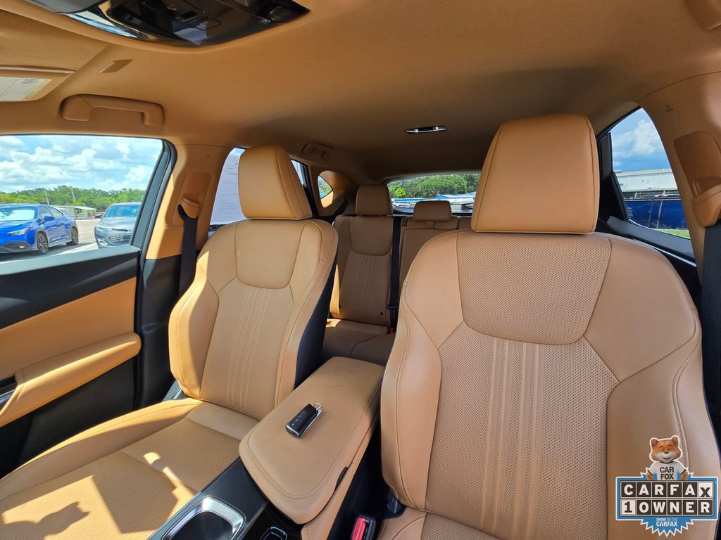 Used 2023 Lexus NX 250 FWD w/ Towing Package (2000 Lbs) image 27