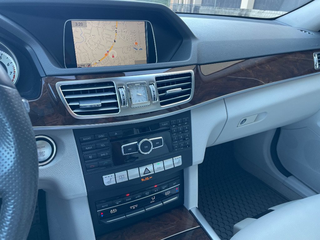 Used 2015 Mercedes-Benz E 350 Sedan w/ Premium 1 Package image 46