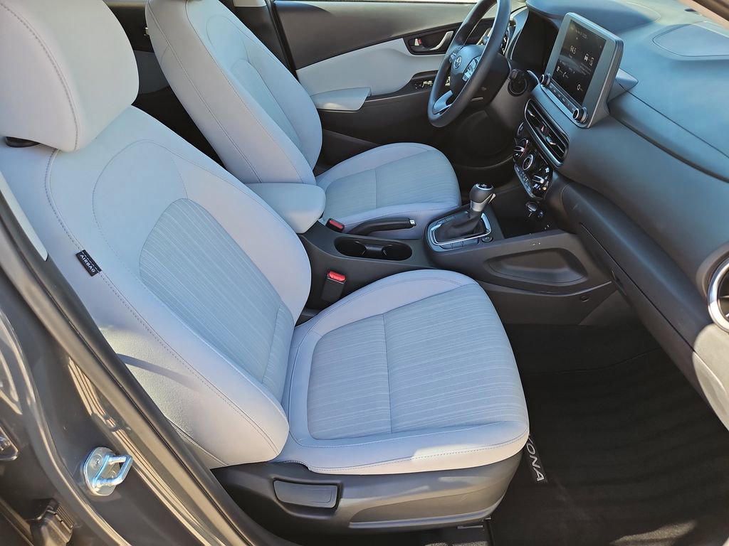 Used 2023 Hyundai Kona SEL image 15