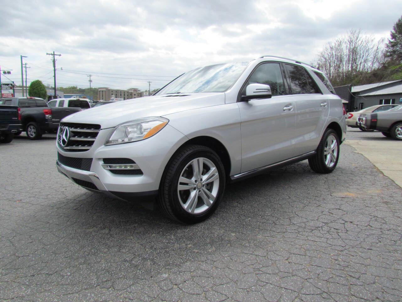 Used 2014 Mercedes-Benz ML 350 4MATIC image 3