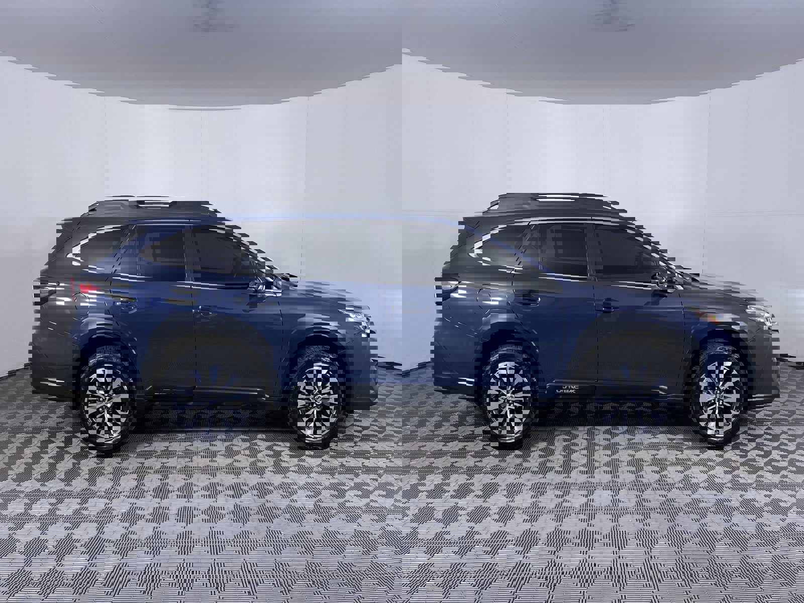 Used 2023 Subaru Outback Limited image 10