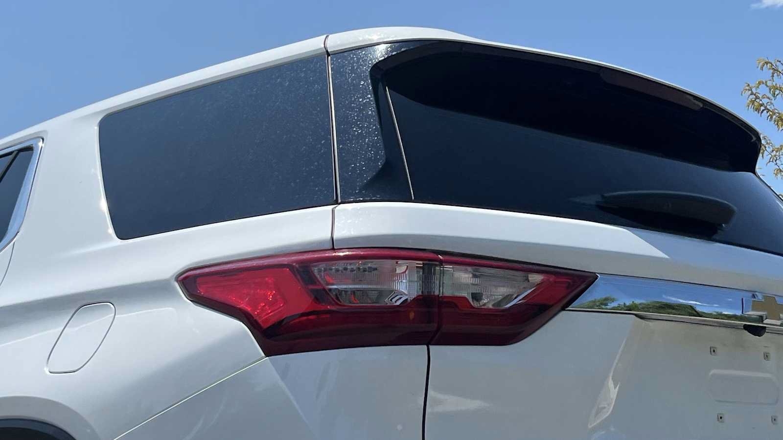Used 2019 Chevrolet Traverse LS FWD image 18