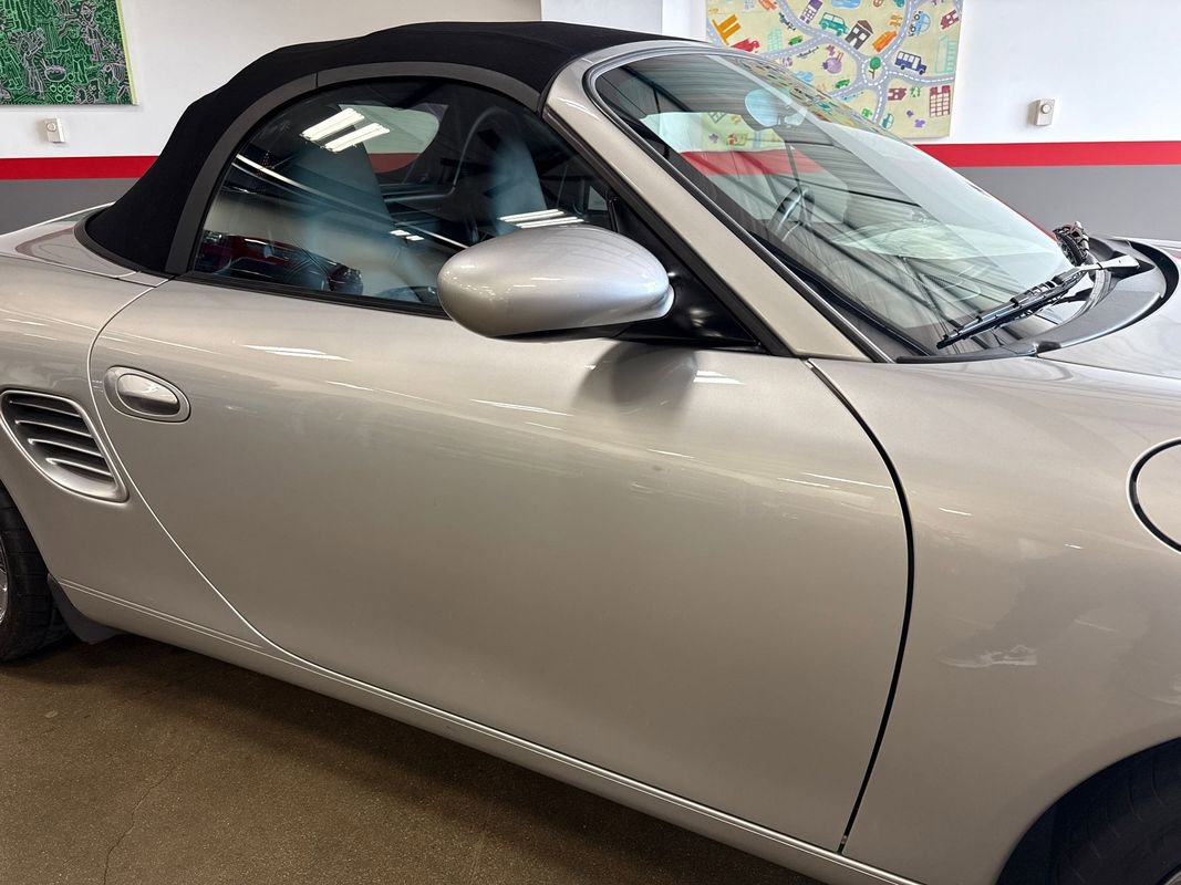 Used 2004 Porsche Boxster S image 44