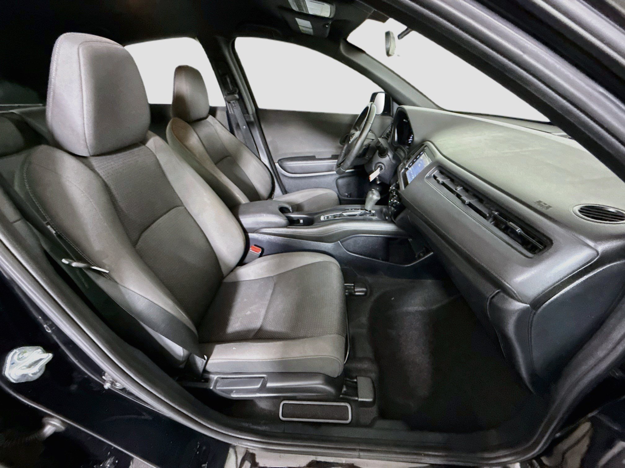 Used 2022 Honda HR-V Sport image 28