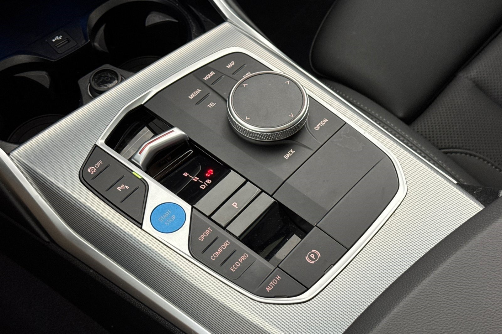 Certified 2024 BMW i4 eDrive35 w/ Convenience Package RWD image 18