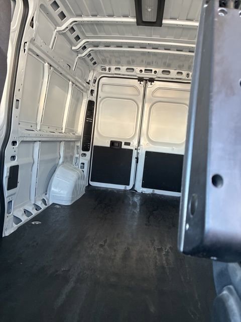 Used 2025 RAM ProMaster 2500 w/ Convenience Group image 22