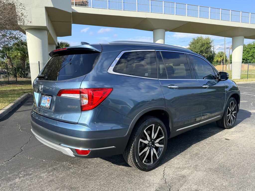 Used 2020 Honda Pilot Touring image 3