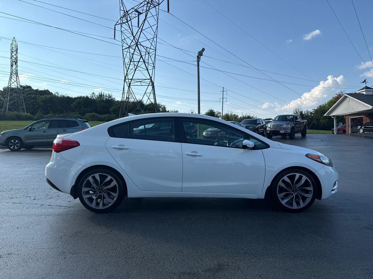 Used 2016 Kia Forte LX FWD image 3