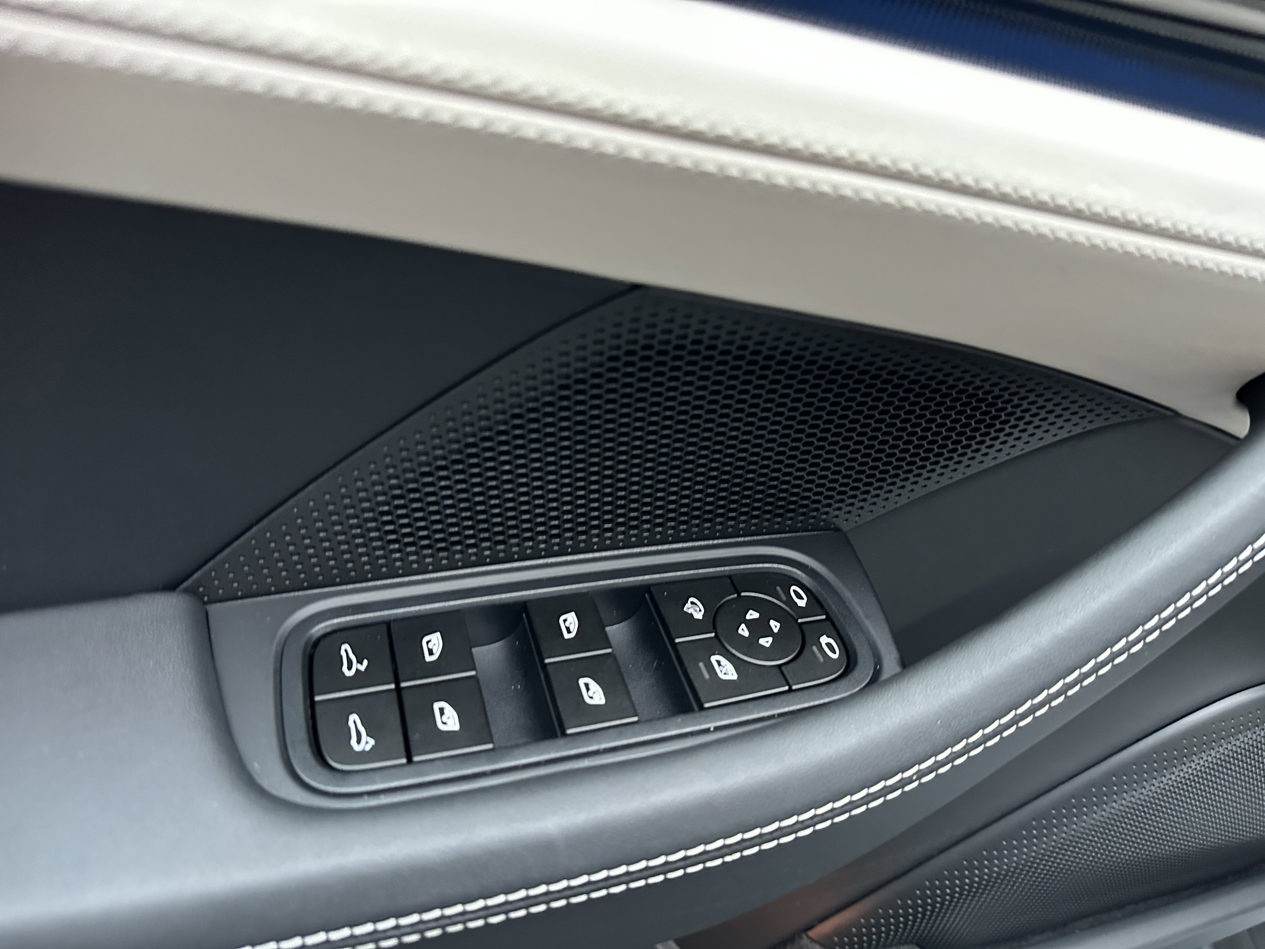 New 2026 Porsche Panamera 4 image 26