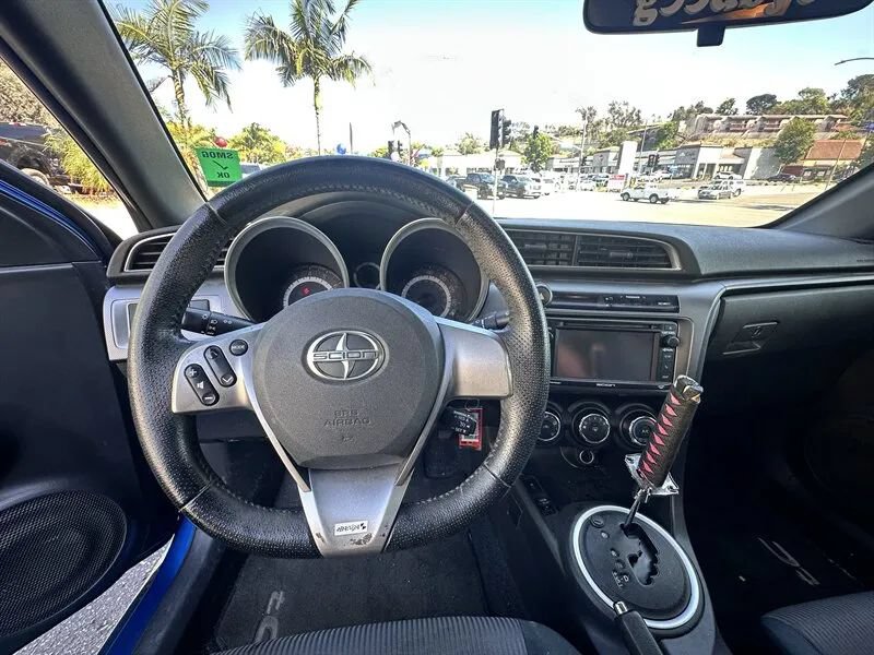 Used 2014 Scion tC FWD image 29