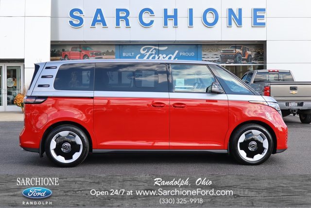 Used 2025 Volkswagen ID. Buzz Pro S Plus image 2