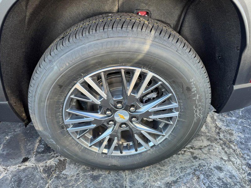 New 2026 Chevrolet Traverse LT w/ Enhanced Driving Package image 6