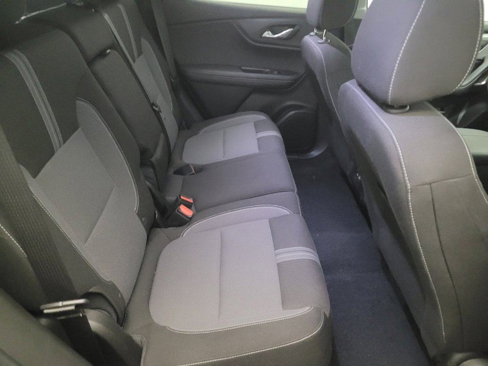 Used 2023 Chevrolet Blazer LT image 19