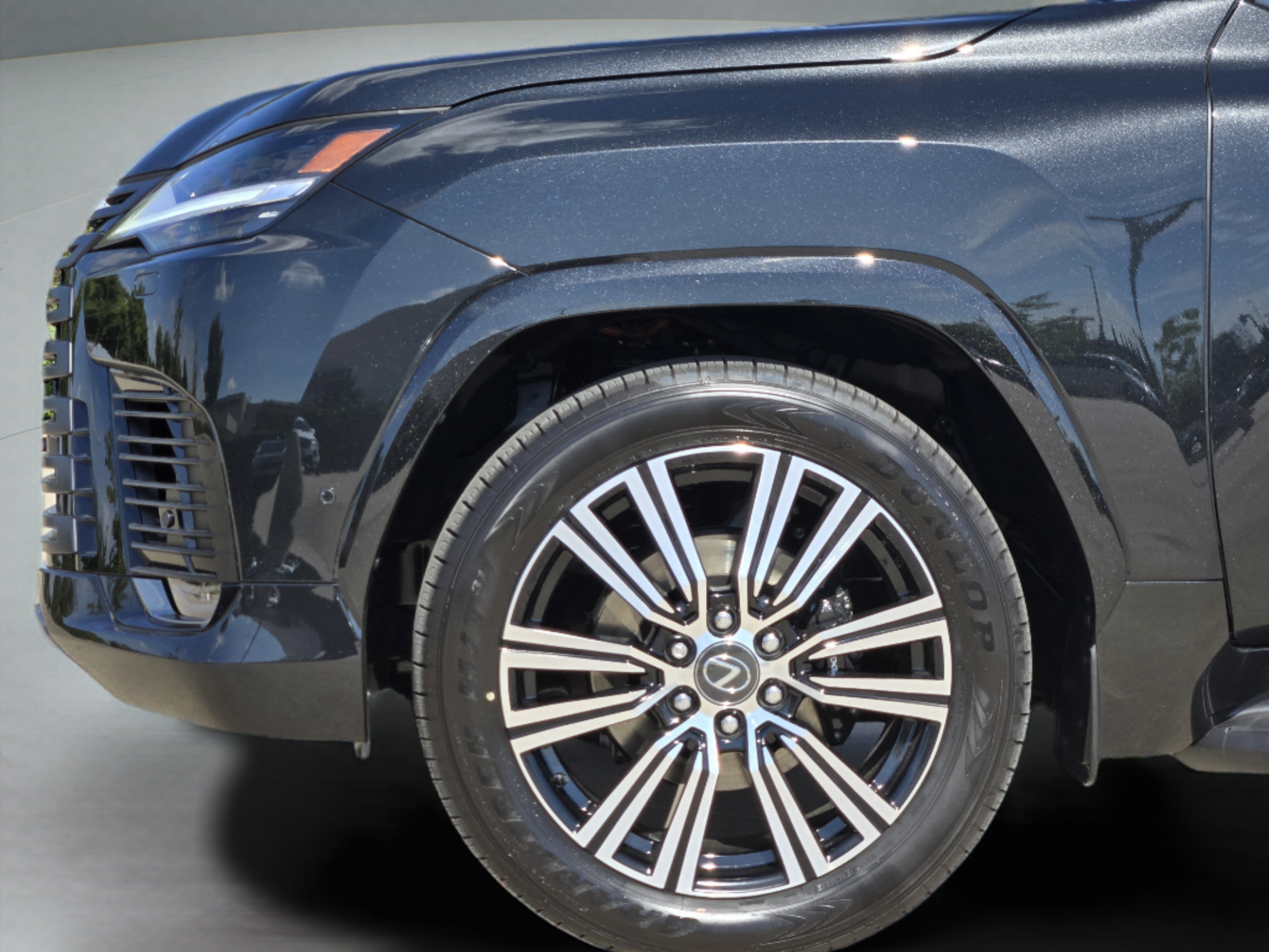 New 2026 Lexus LX 700h Luxury w/ Appearance Package AWD/4WD image 21