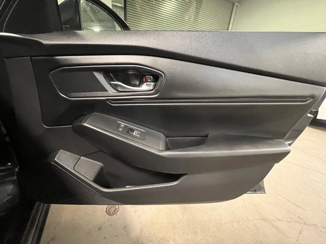 Used 2023 Honda Accord EX image 11