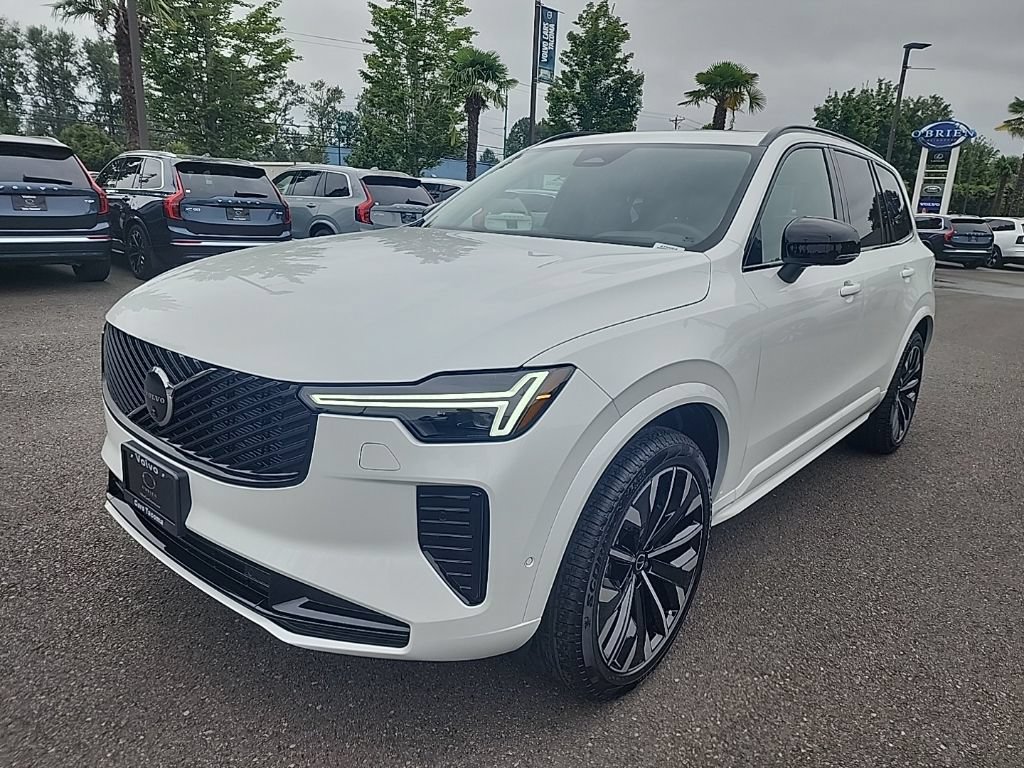 New 2027 Volvo XC90 B6 Ultra AWD/4WD image 1
