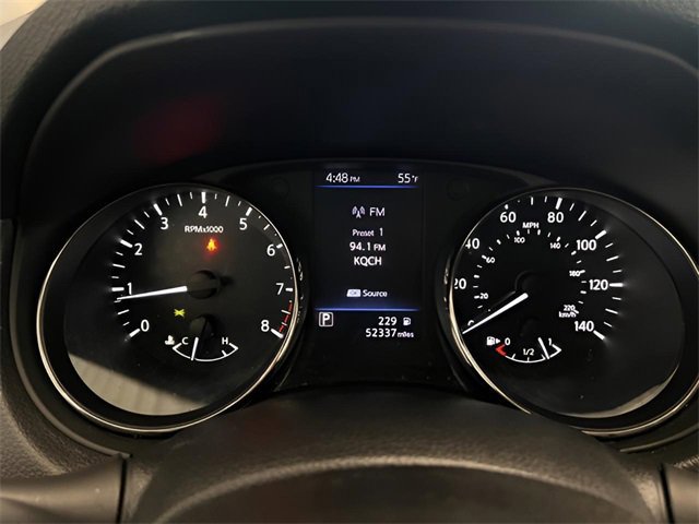 Used 2020 Nissan Rogue SV image 18