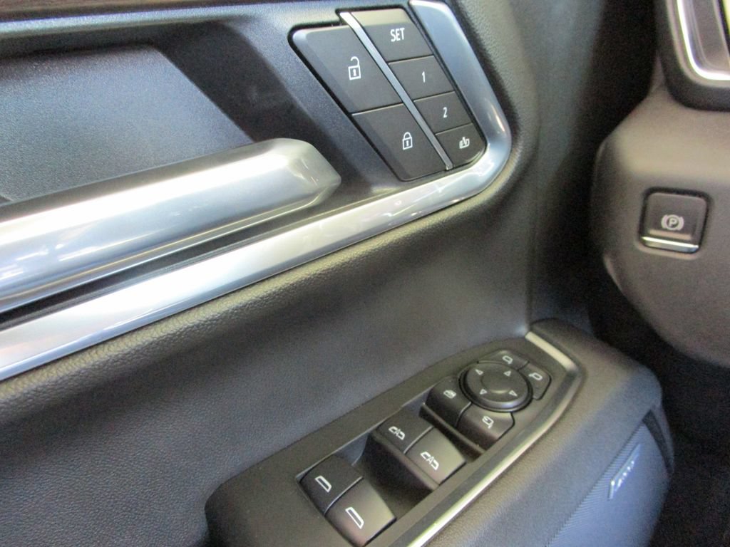 New 2026 GMC Sierra 1500 SLT w/ SLT Premium Package AWD/4WD image 52