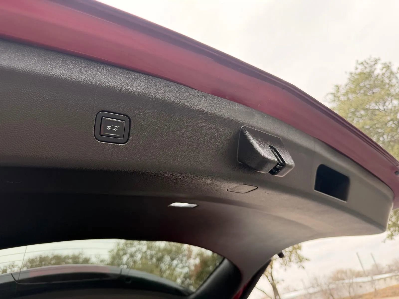 Used 2023 Buick Enclave Essence w/ Experience Buick Package FWD image 29