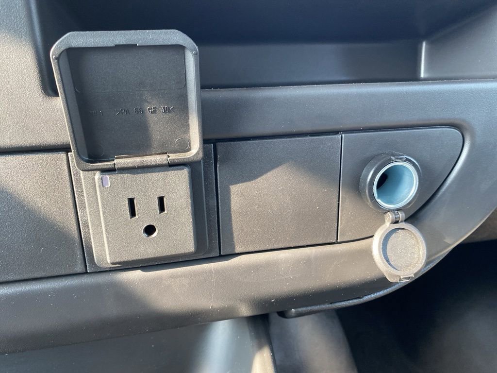 New 2025 Chevrolet Express 3500 w/ Driver Convenience Package RWD image 30