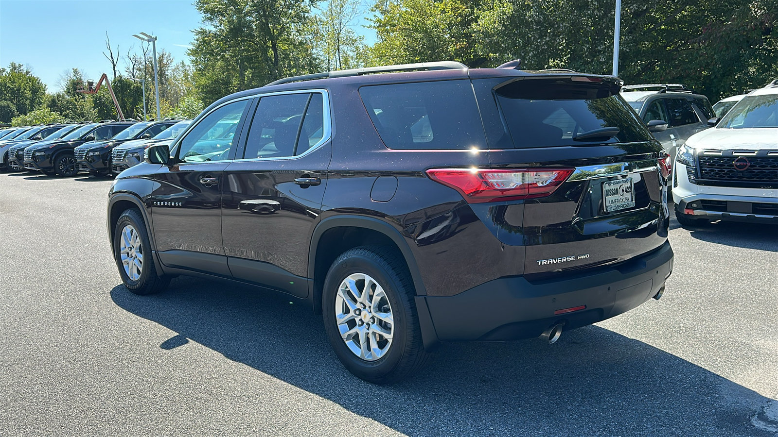 Used 2021 Chevrolet Traverse LT AWD/4WD image 8