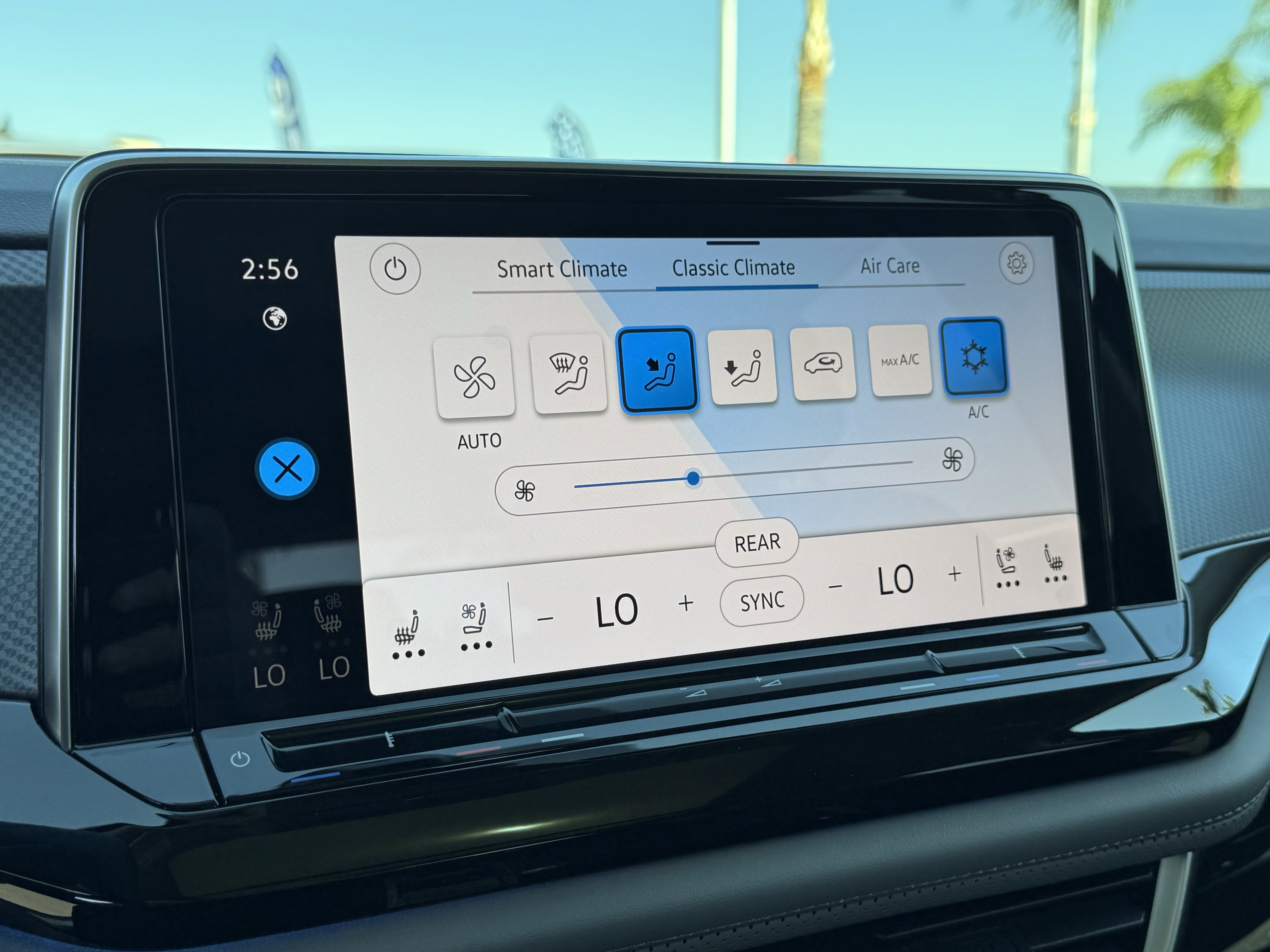 Used 2026 Volkswagen Atlas Peak Edition image 28