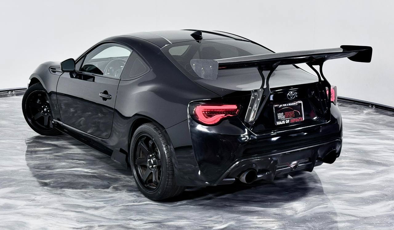 Used 2020 Toyota 86 RWD image 12